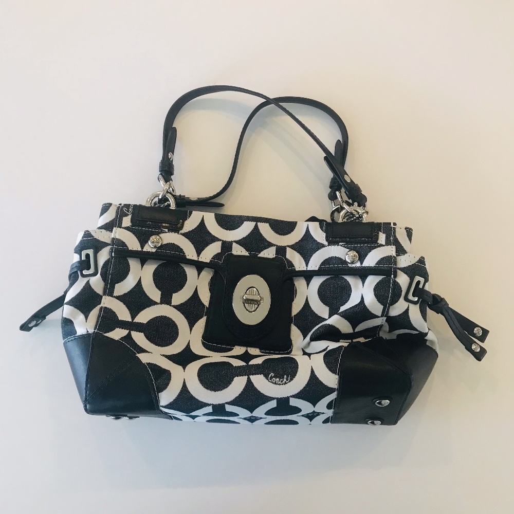 **COACH** Black & White COACH Purse